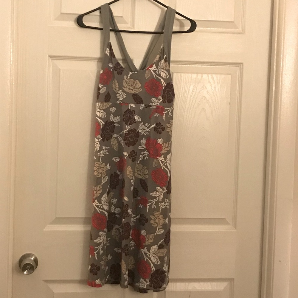 Patagonia dress with built in bra